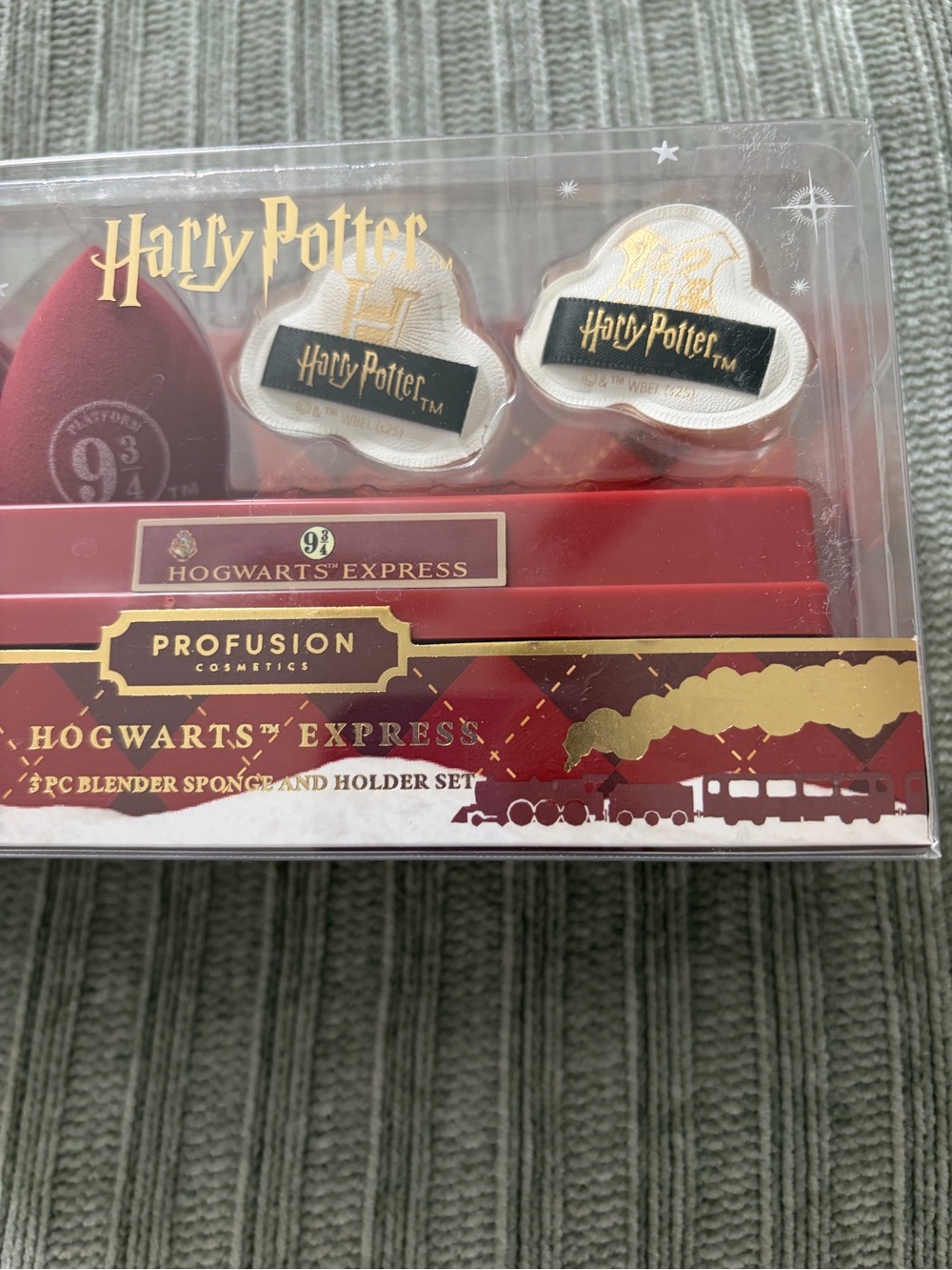 Harry Potter Hogwarts Express Blender Sponge Holder Set - Profusion Cosmetics - Picture 5 of 8